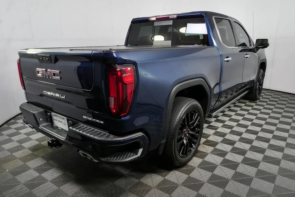2022 GMC Sierra 1500 Limited Denali thumbnail 3