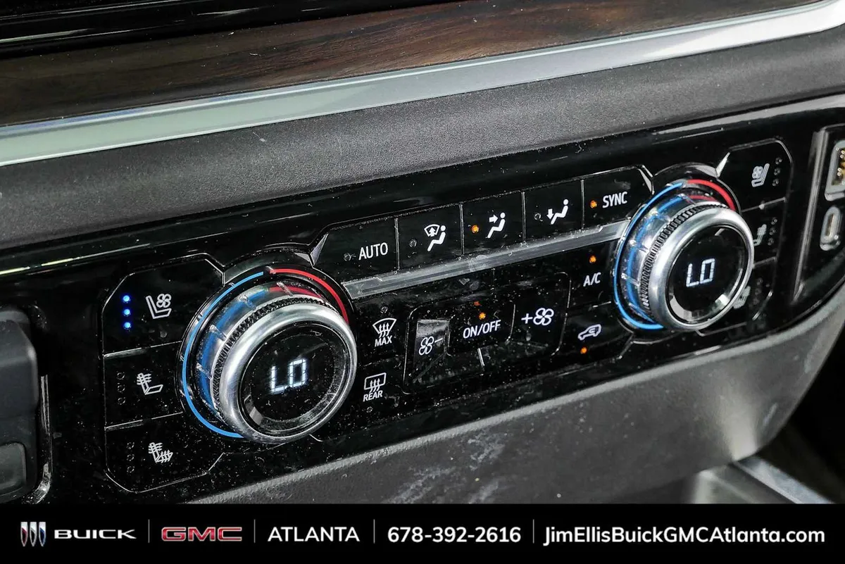 2022 GMC Sierra 1500 SLT thumbnail 17