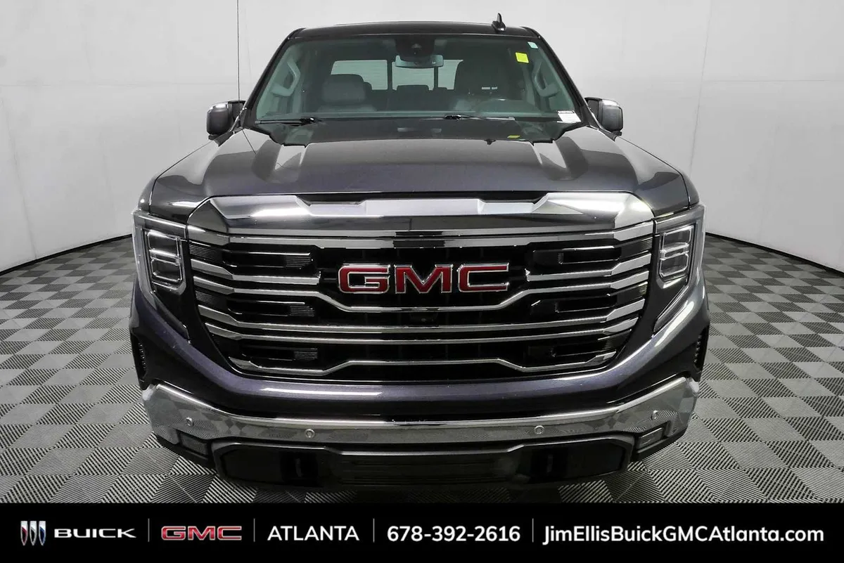 2022 GMC Sierra 1500 SLT thumbnail 35