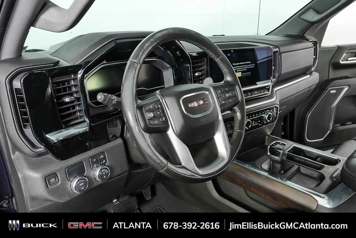 2022 GMC Sierra 1500 SLT thumbnail 4