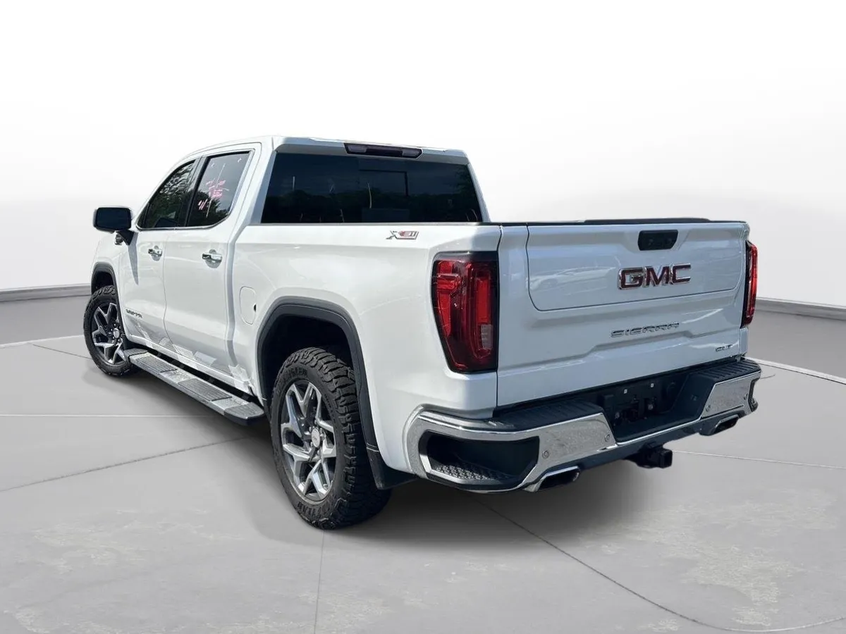 2022 GMC Sierra 1500 SLT thumbnail 8