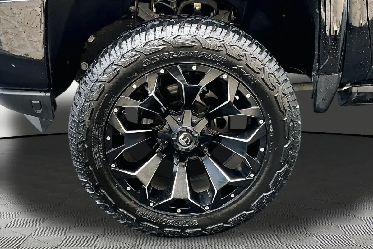 2022 GMC Sierra 2500HD AT4 thumbnail 10