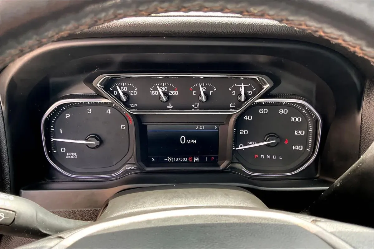 2022 GMC Sierra 2500HD AT4 thumbnail 25