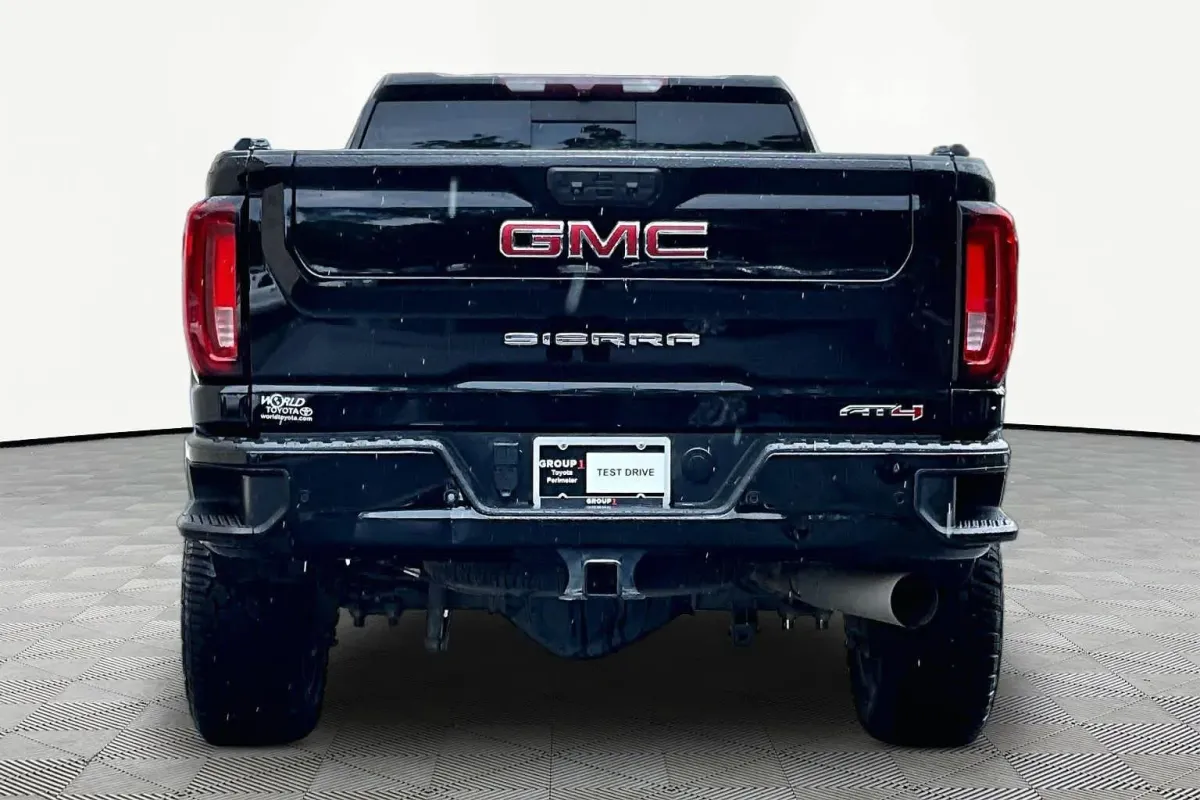 2022 GMC Sierra 2500HD AT4 thumbnail 4