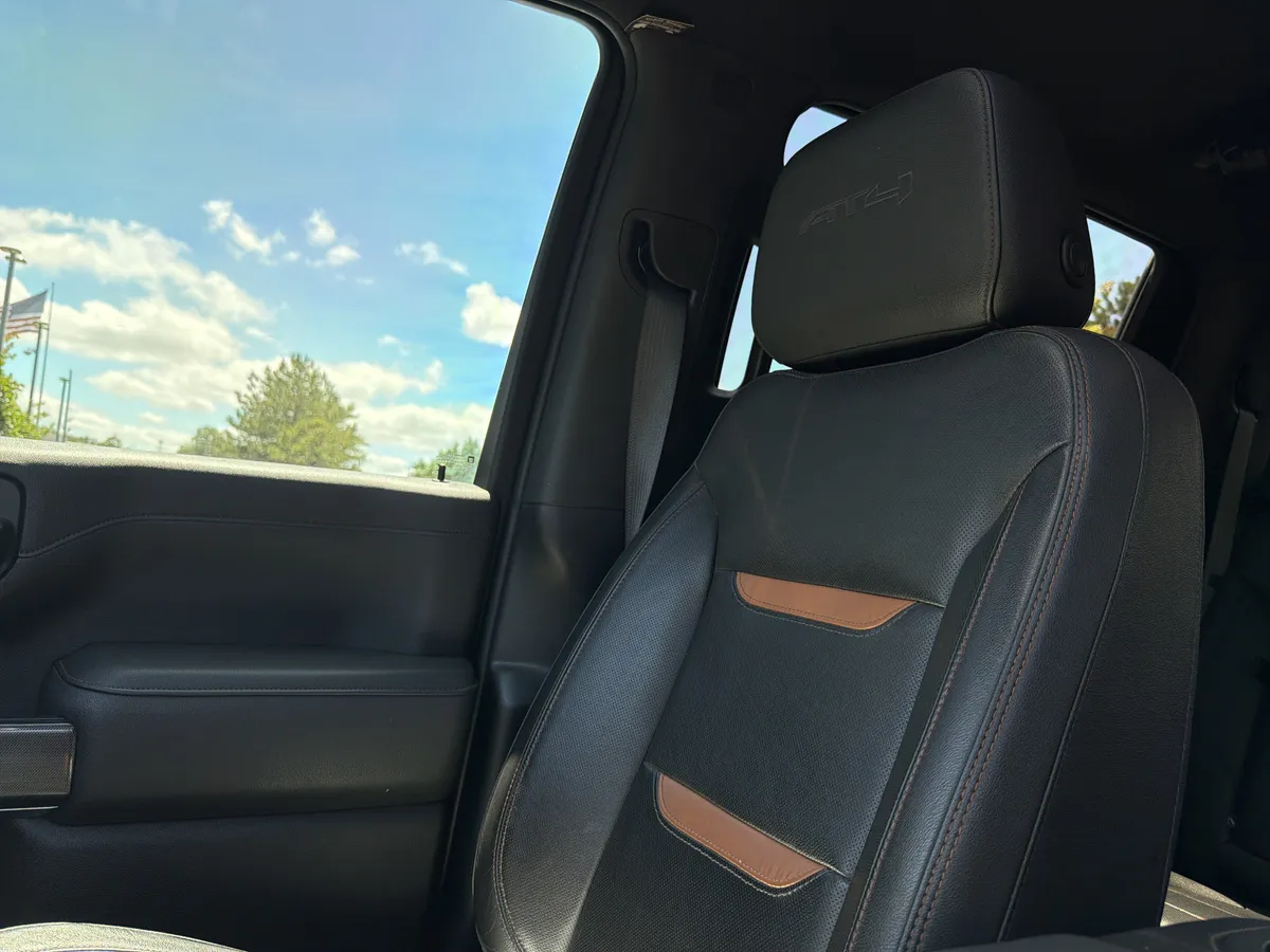 2022 GMC Sierra 2500HD AT4 thumbnail 35