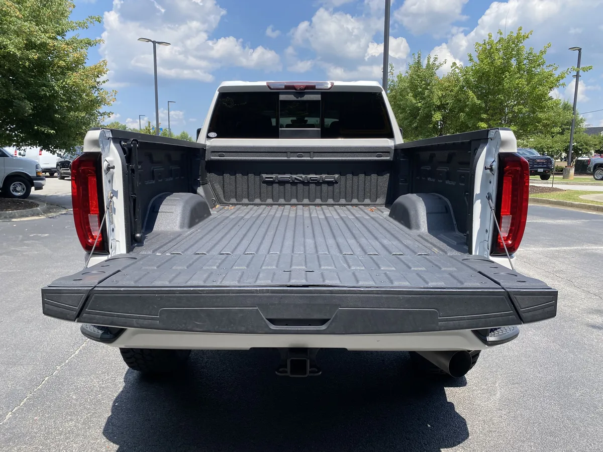 2022 GMC Sierra 2500HD Denali thumbnail 11