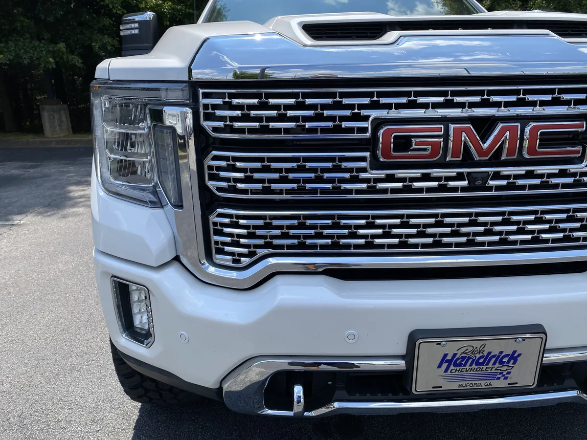 2022 GMC Sierra 2500HD Denali thumbnail 14