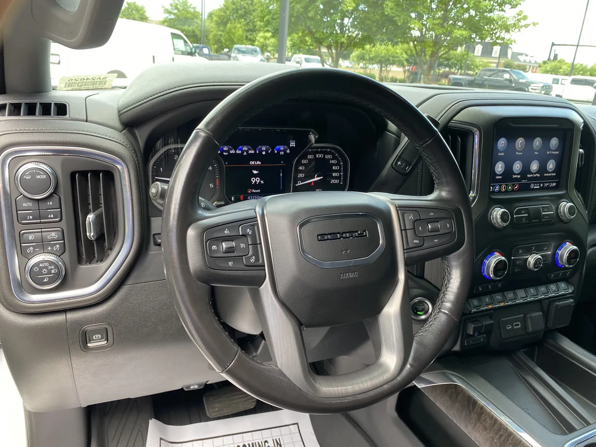 2022 GMC Sierra 2500HD Denali thumbnail 17