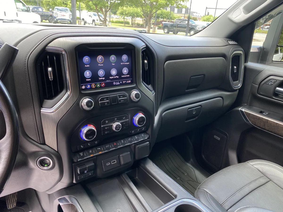 2022 GMC Sierra 2500HD Denali thumbnail 25