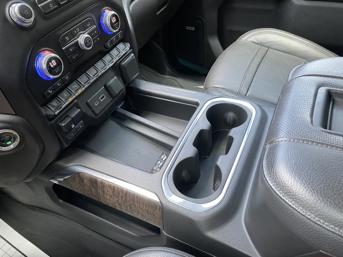 2022 GMC Sierra 2500HD Denali thumbnail 31