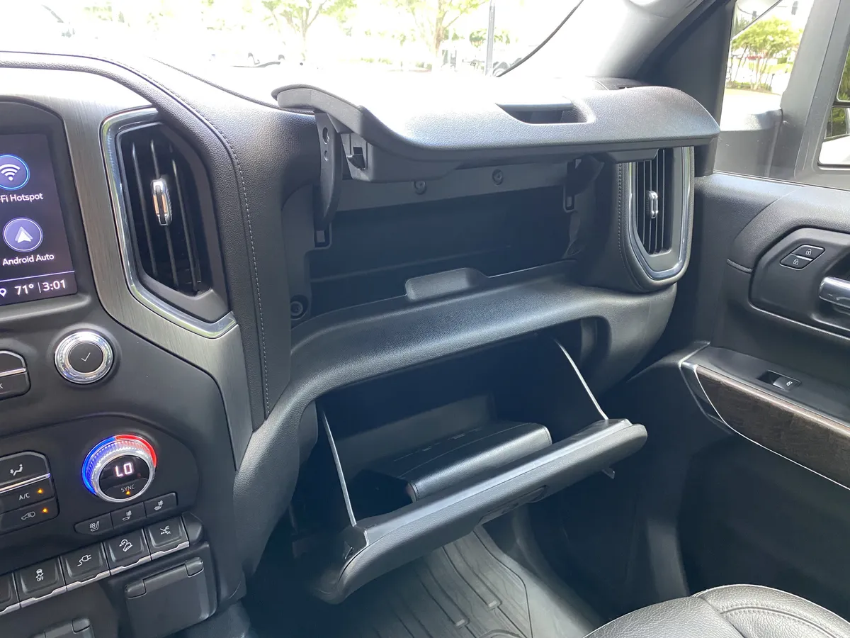2022 GMC Sierra 2500HD Denali thumbnail 32