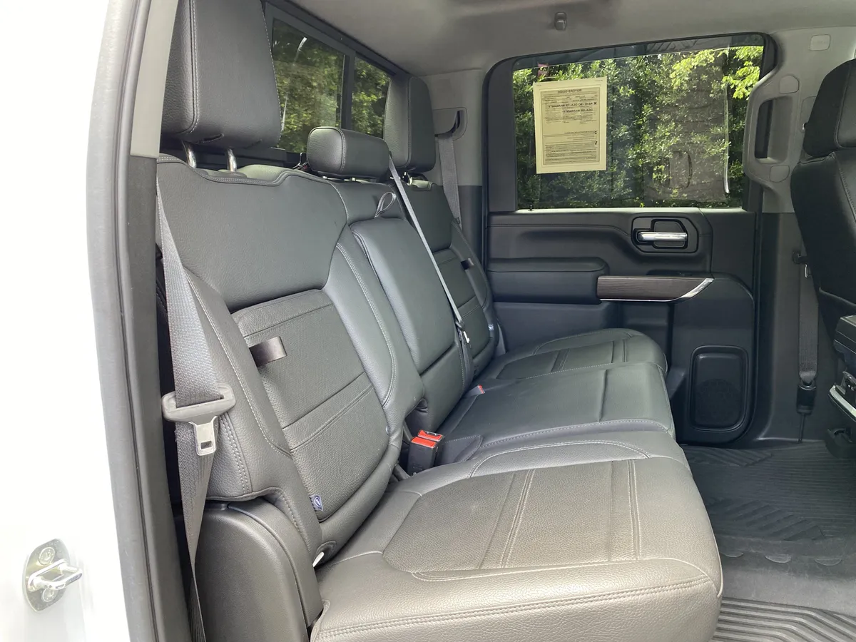 2022 GMC Sierra 2500HD Denali thumbnail 39
