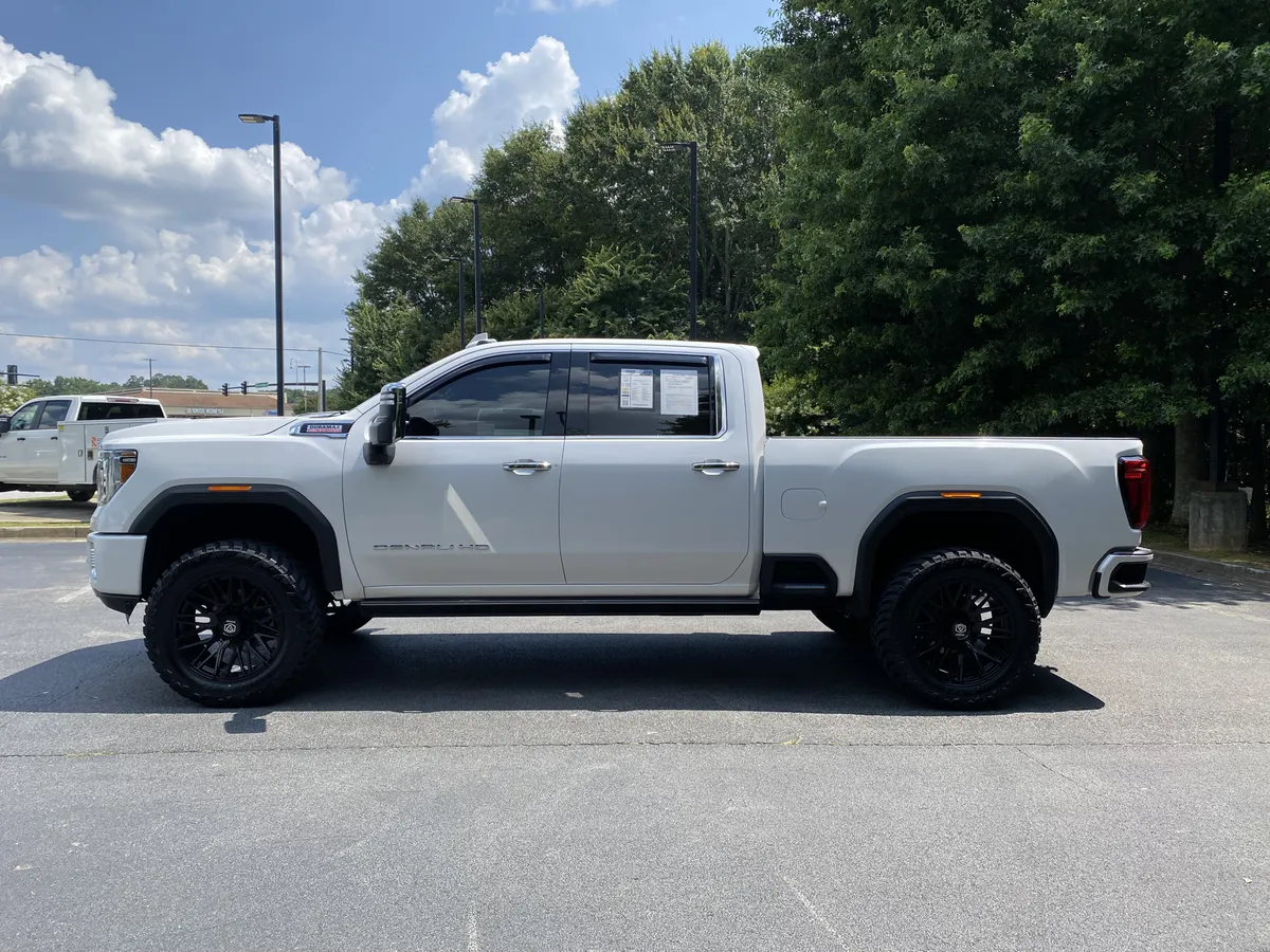 2022 GMC Sierra 2500HD Denali thumbnail 5