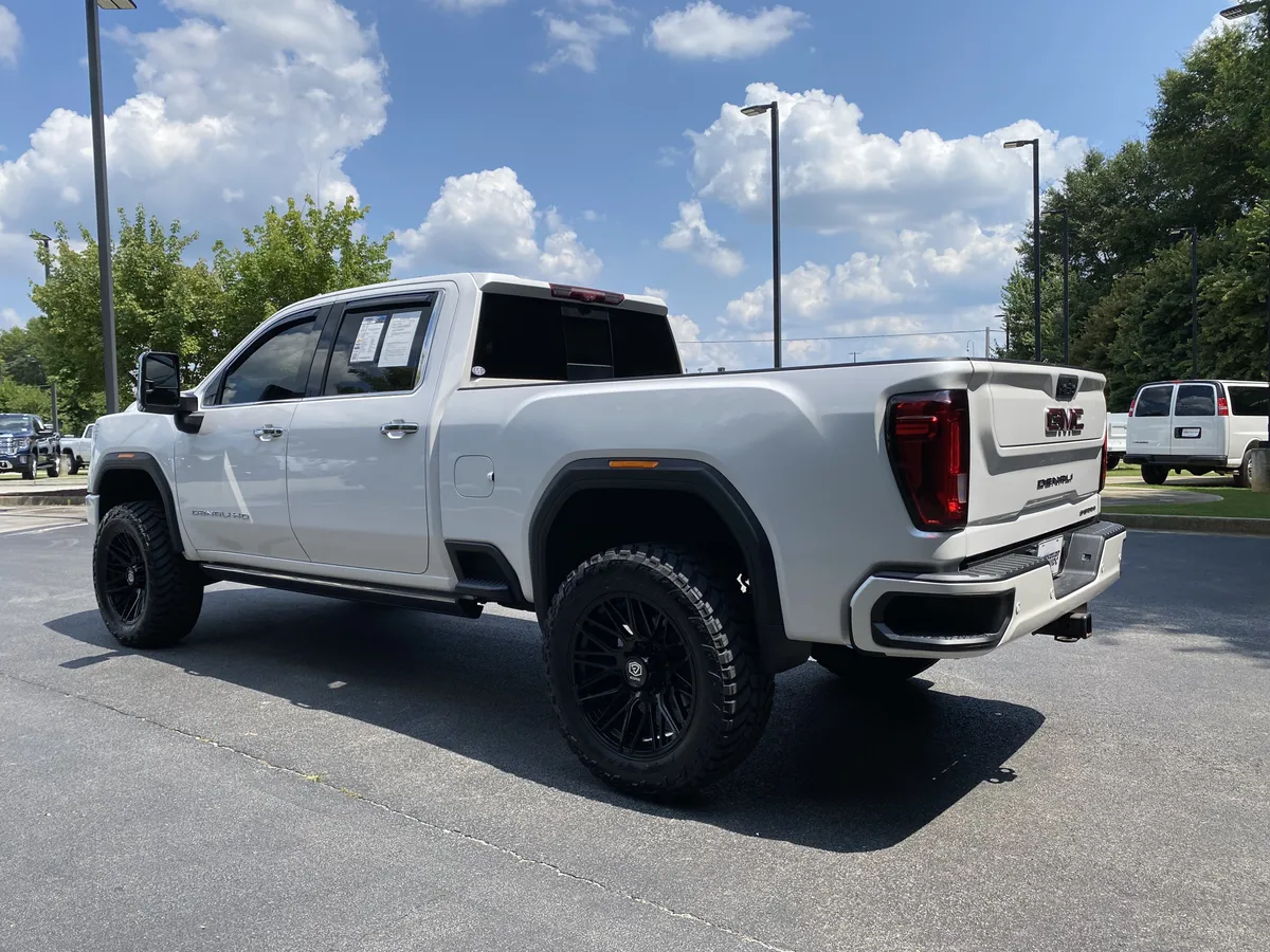 2022 GMC Sierra 2500HD Denali thumbnail 6