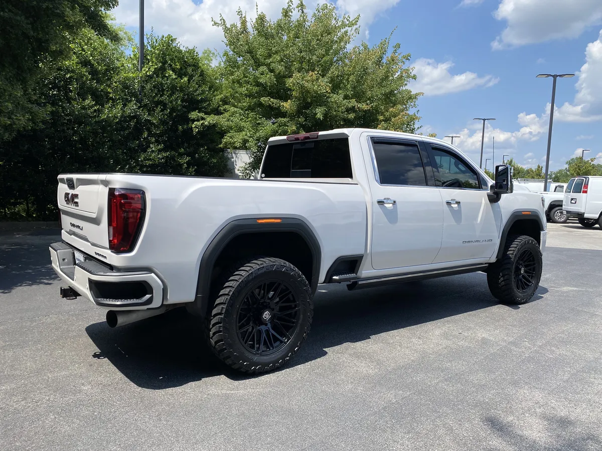 2022 GMC Sierra 2500HD Denali thumbnail 8