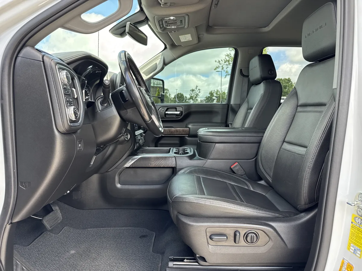 2022 GMC Sierra 2500HD Denali thumbnail 15