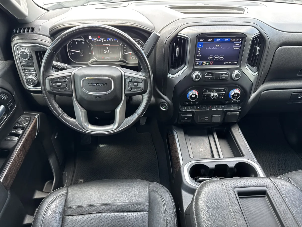 2022 GMC Sierra 2500HD Denali thumbnail 17