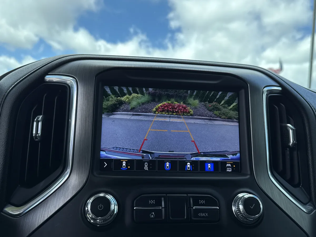 2022 GMC Sierra 2500HD Denali thumbnail 25