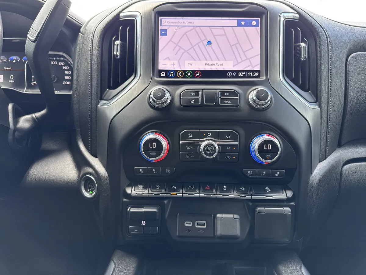 2022 GMC Sierra 2500HD Denali thumbnail 29
