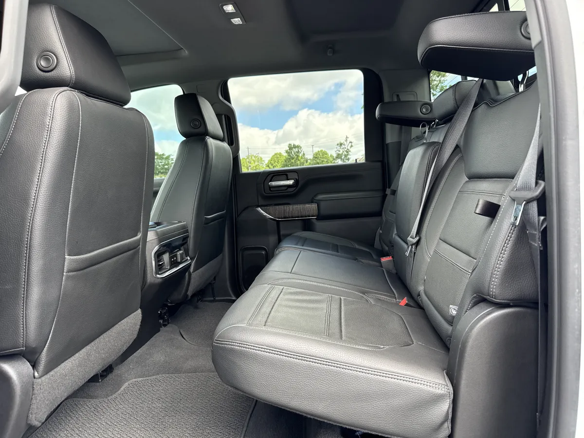 2022 GMC Sierra 2500HD Denali thumbnail 30