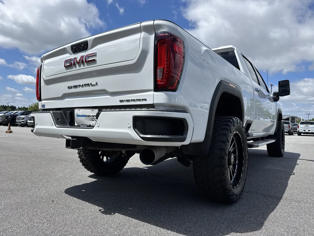 2022 GMC Sierra 2500HD Denali thumbnail 9
