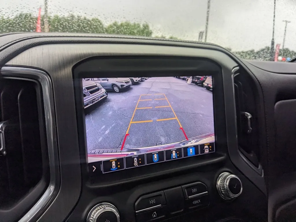 2022 GMC Sierra 3500HD Denali thumbnail 17