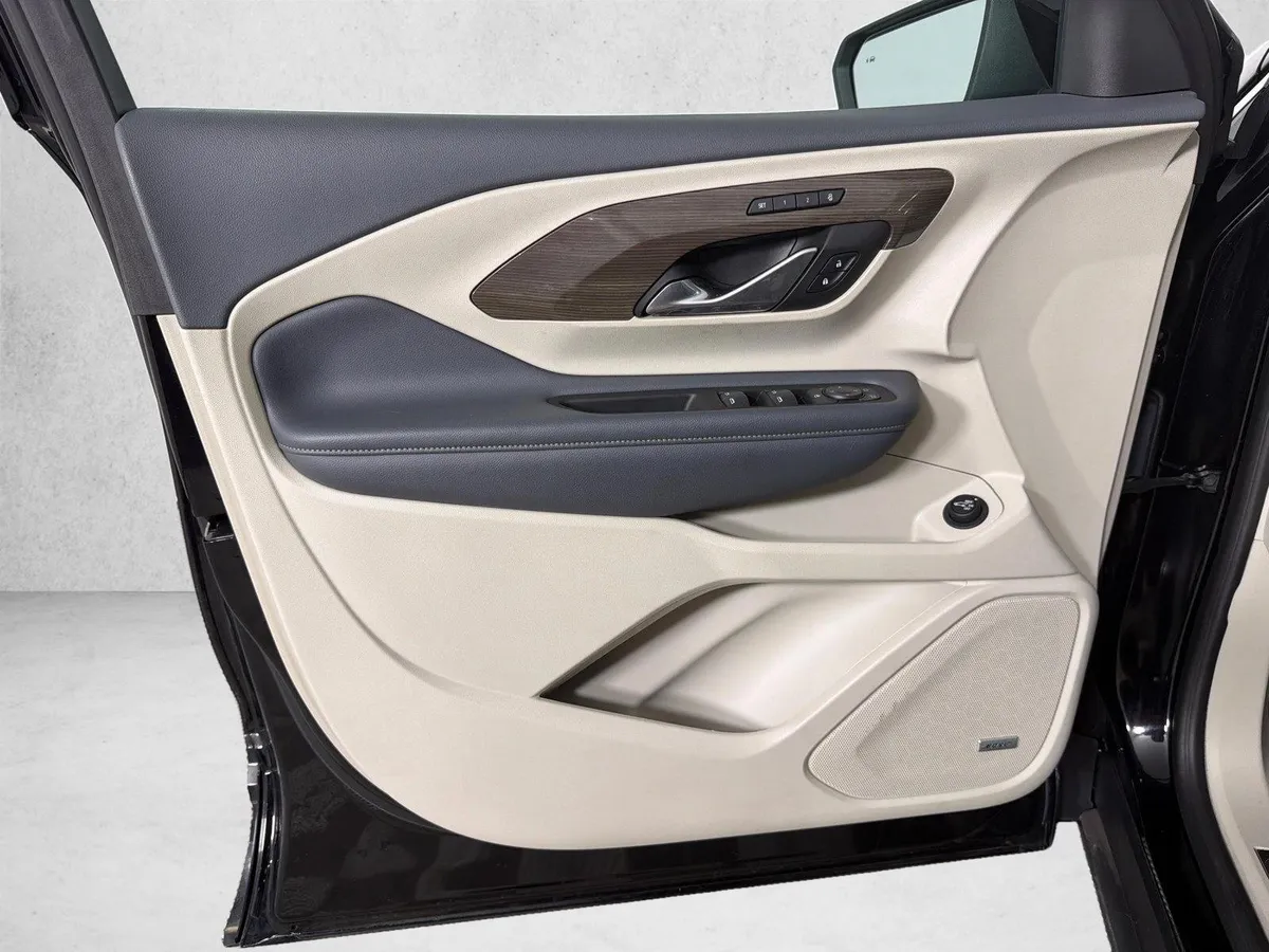 2022 GMC Terrain Denali thumbnail 12