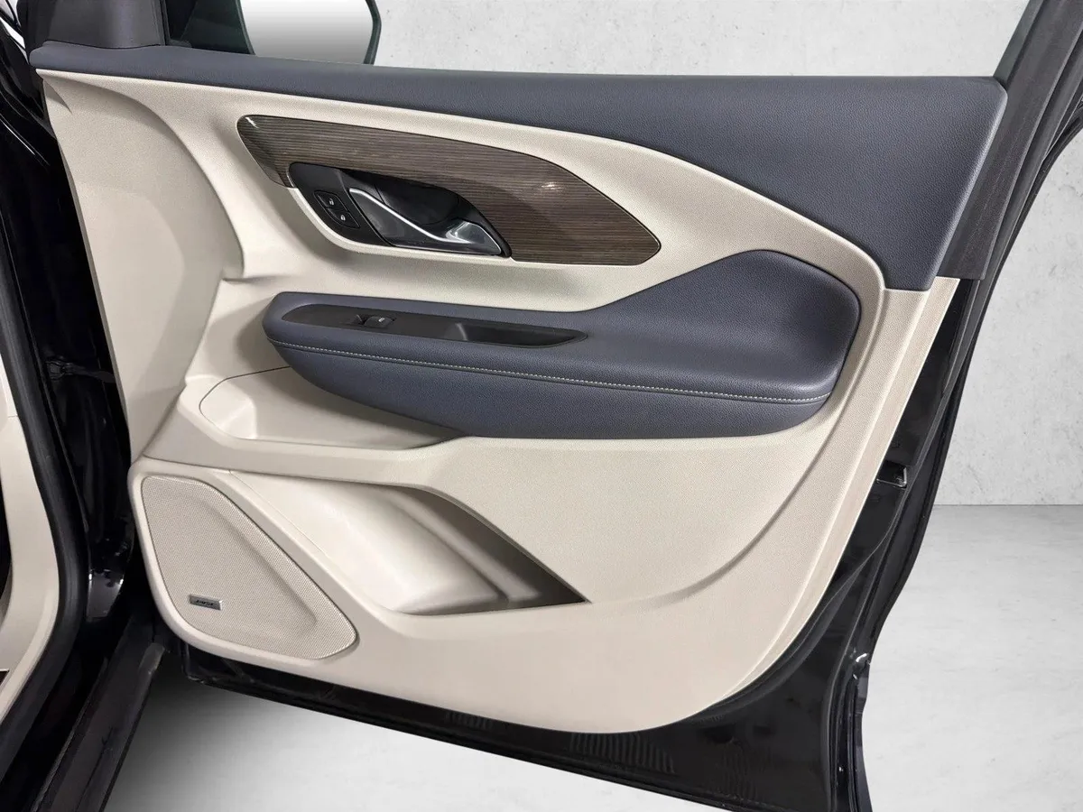 2022 GMC Terrain Denali thumbnail 16