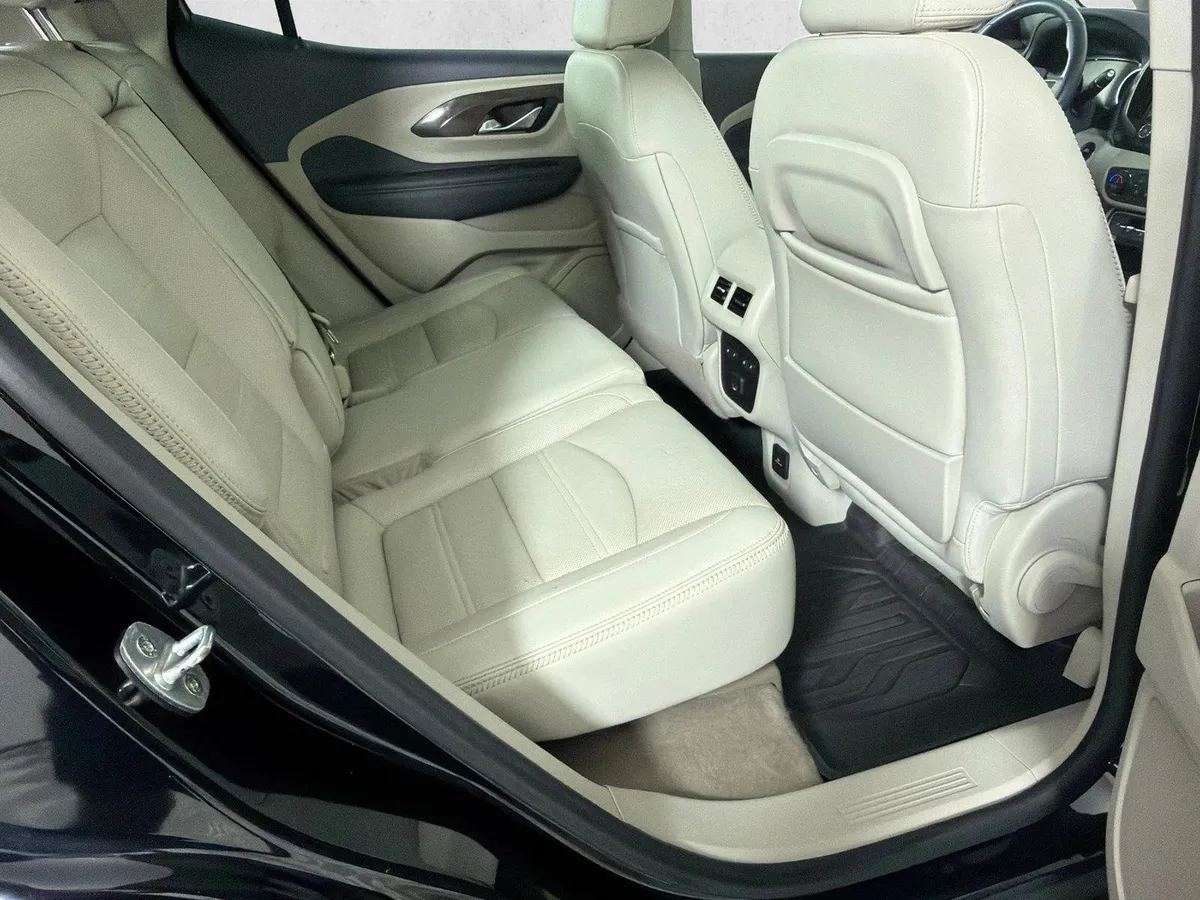 2022 GMC Terrain Denali thumbnail 17