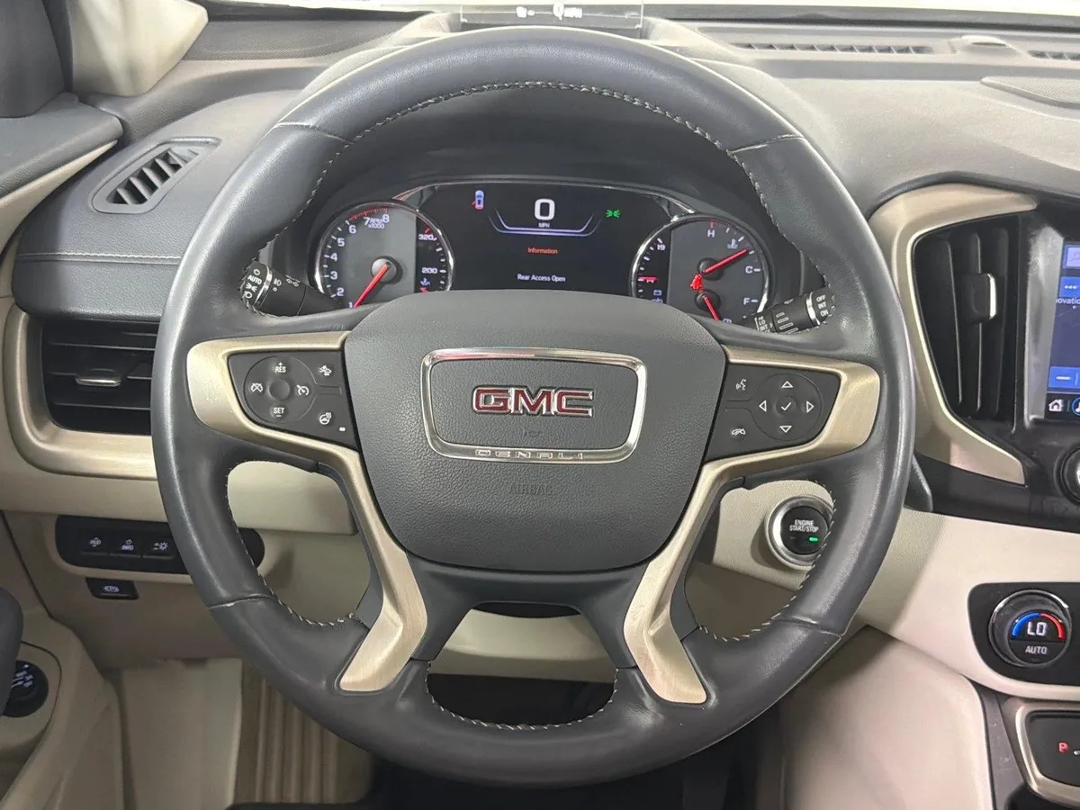 2022 GMC Terrain Denali thumbnail 26