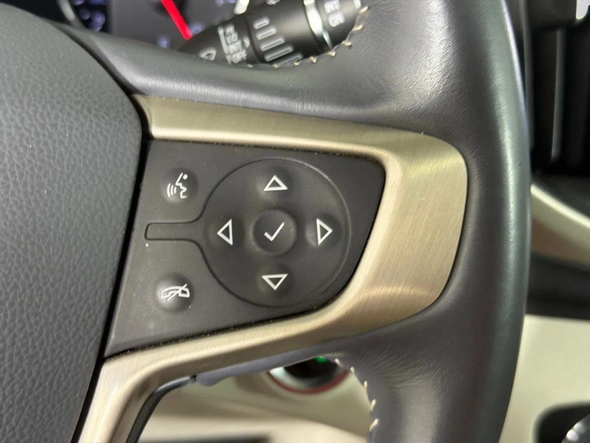 2022 GMC Terrain Denali thumbnail 28
