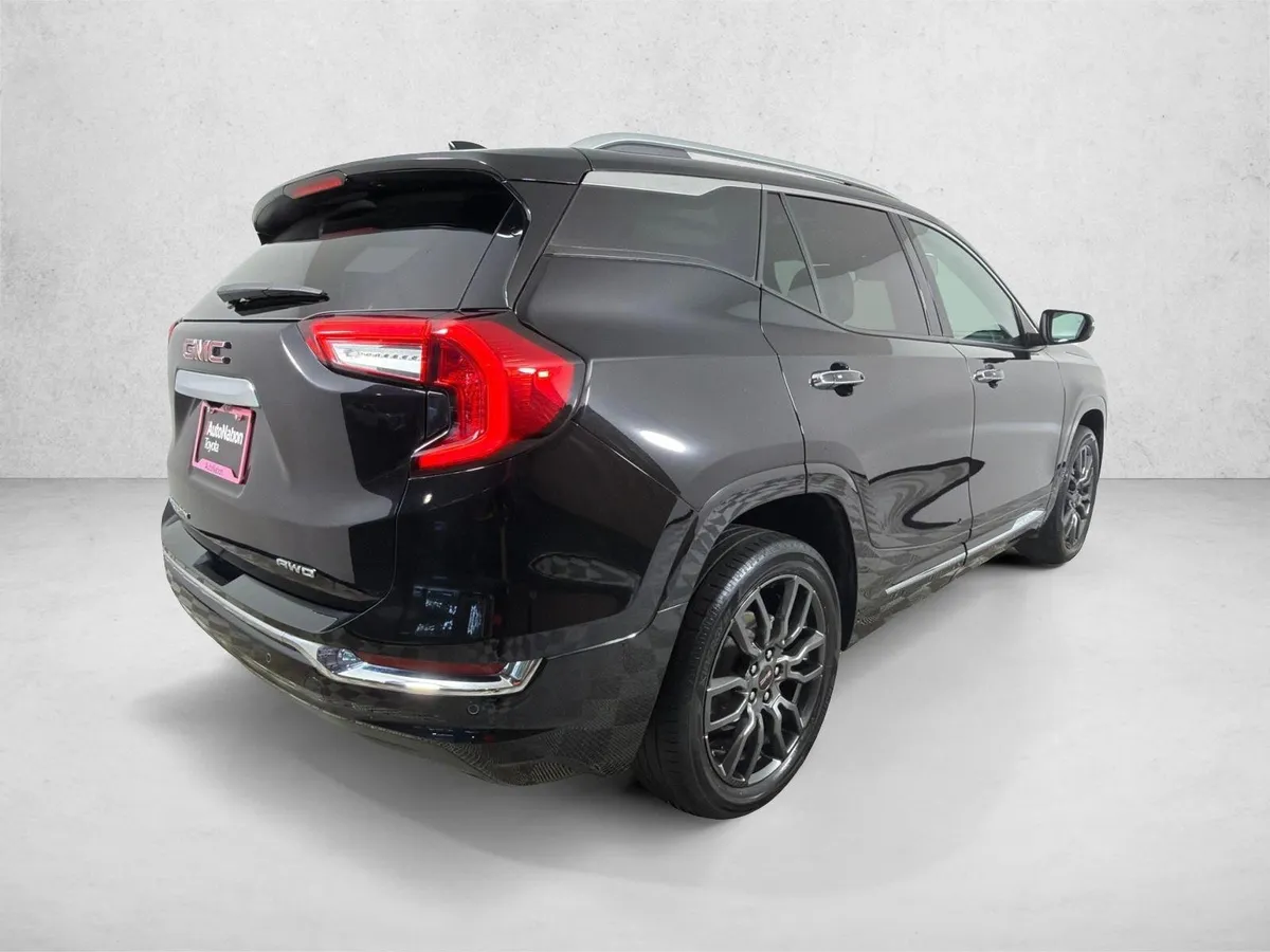 2022 GMC Terrain Denali thumbnail 5