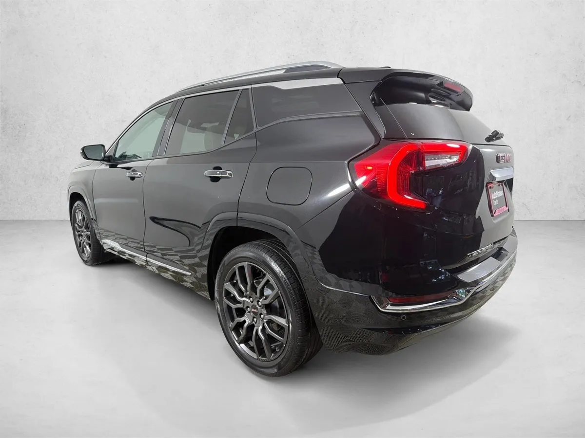 2022 GMC Terrain Denali thumbnail 7