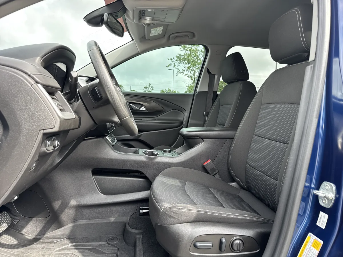 2022 GMC Terrain SLE thumbnail 15