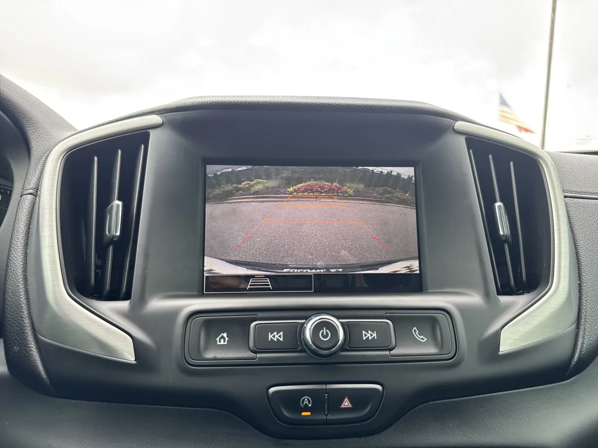 2022 GMC Terrain SLE thumbnail 23