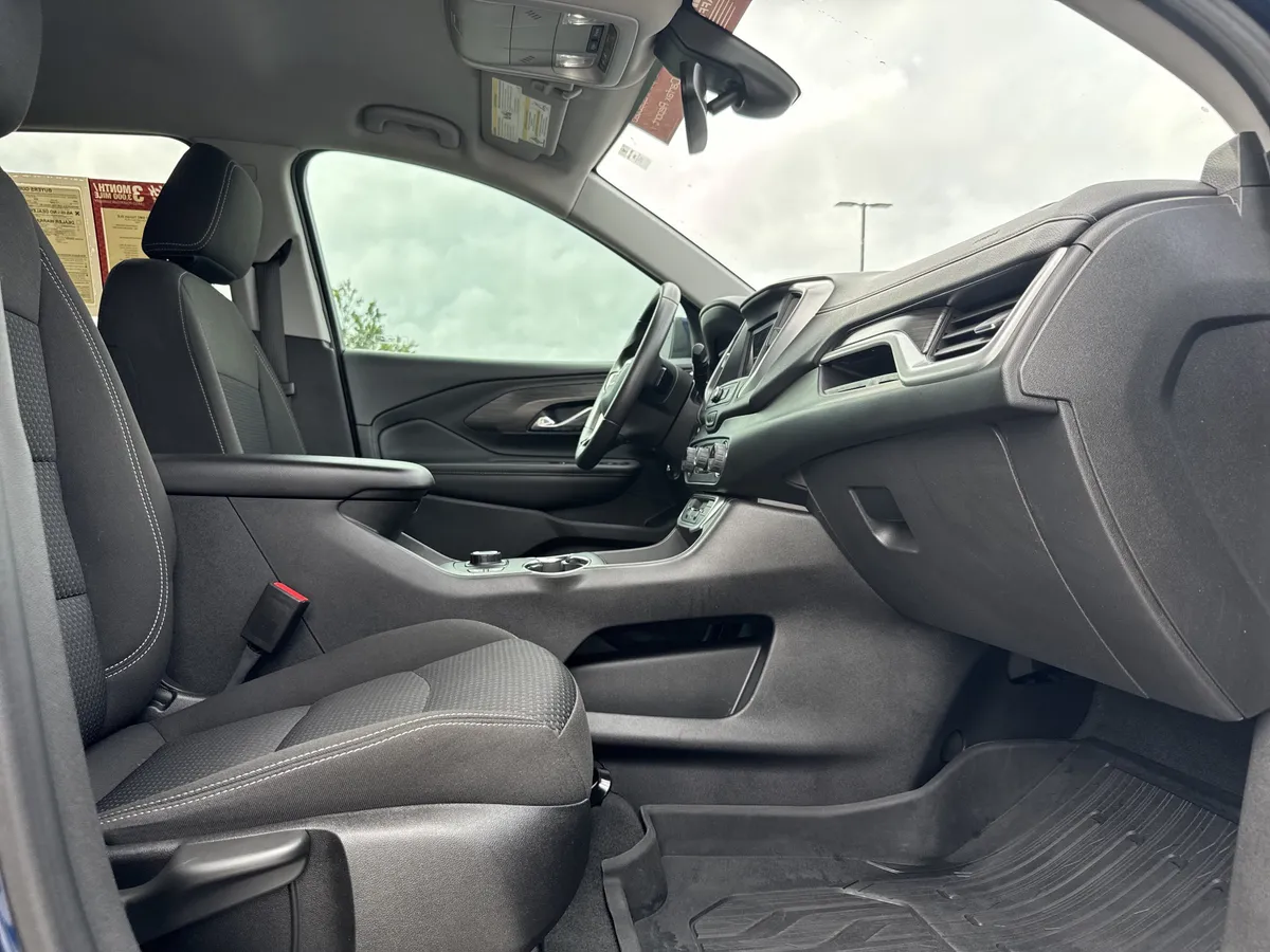 2022 GMC Terrain SLE thumbnail 28