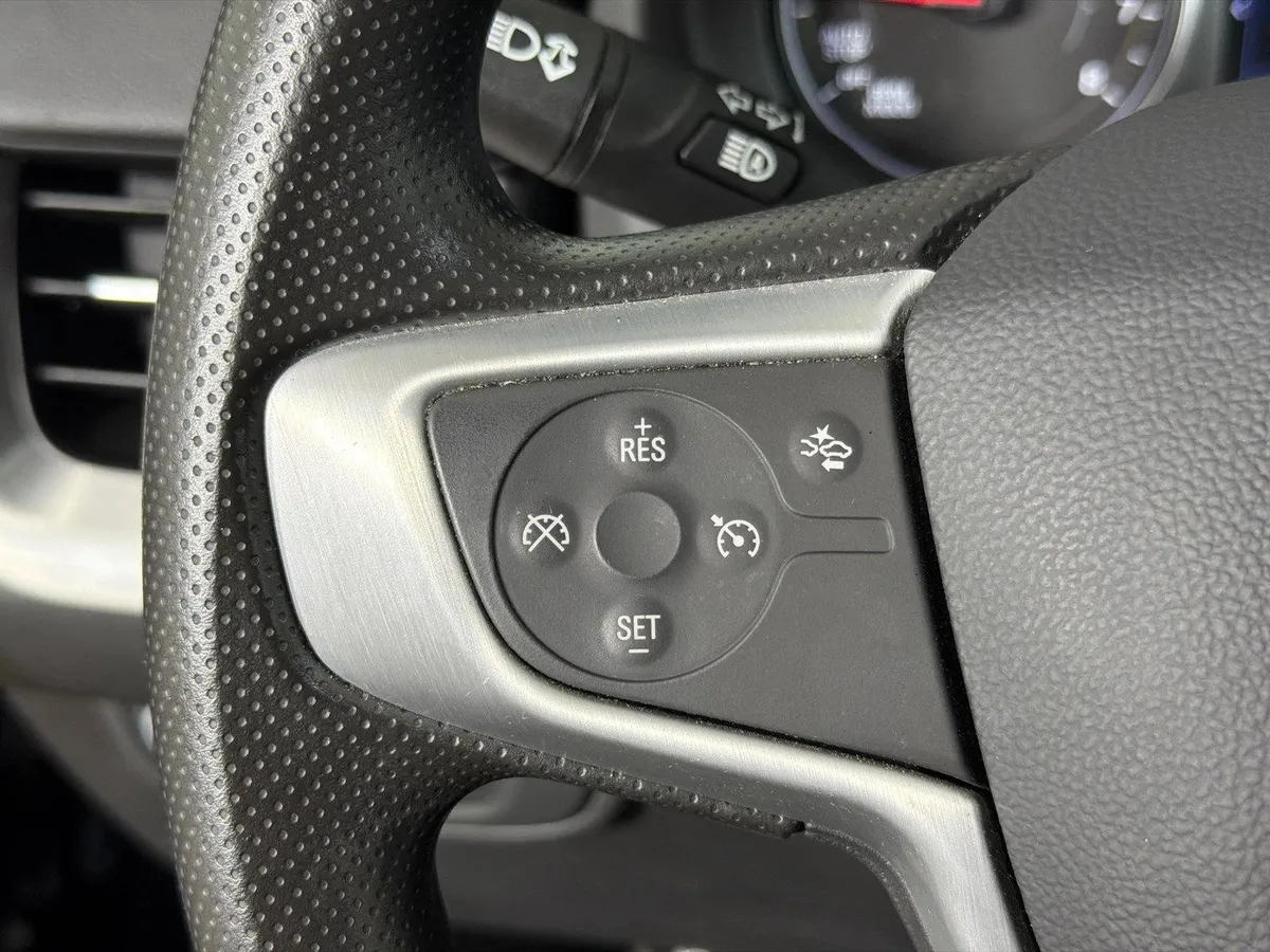 2022 GMC Terrain SLE thumbnail 24