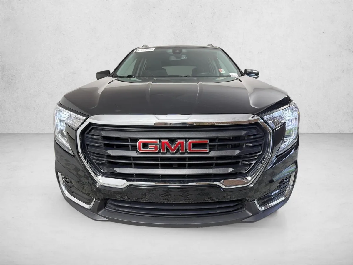 2022 GMC Terrain SLE thumbnail 8