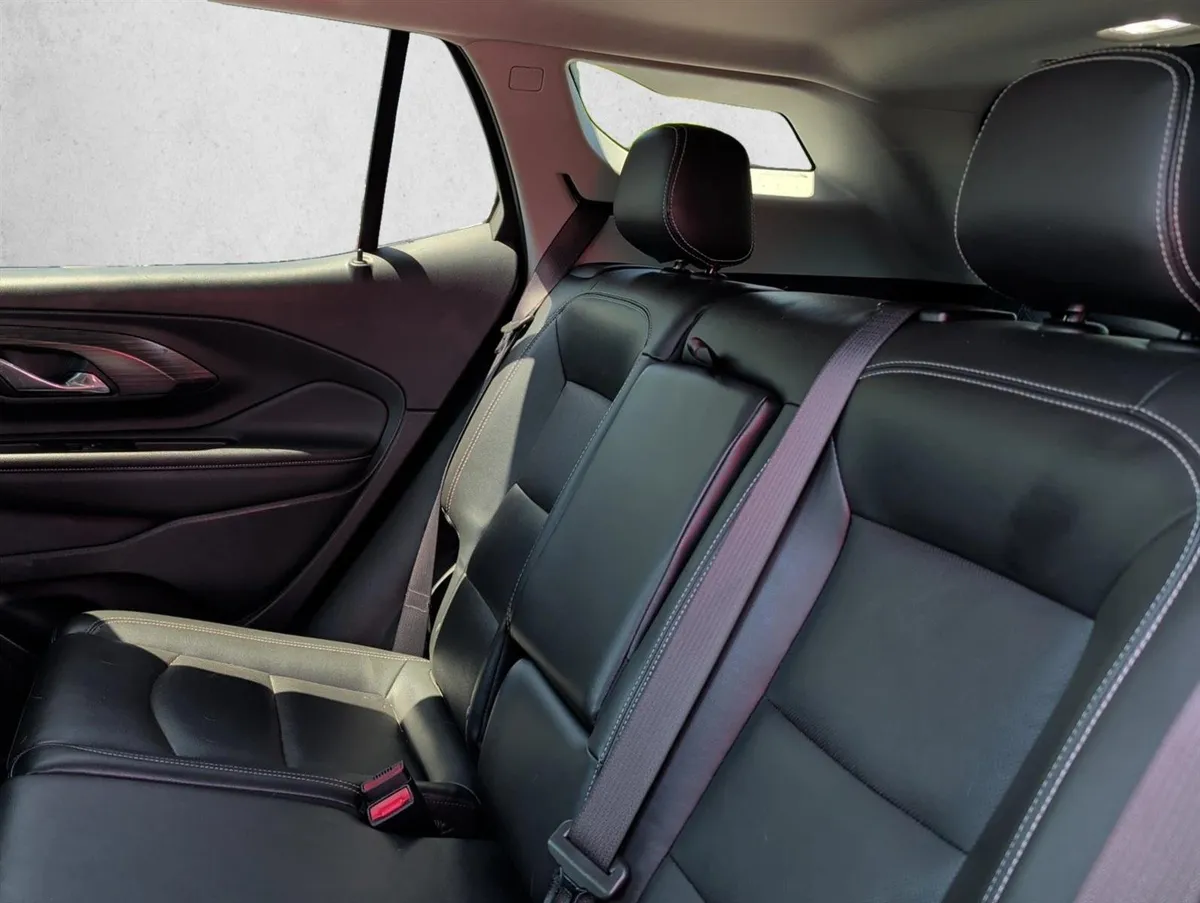 2022 GMC Terrain SLT thumbnail 18