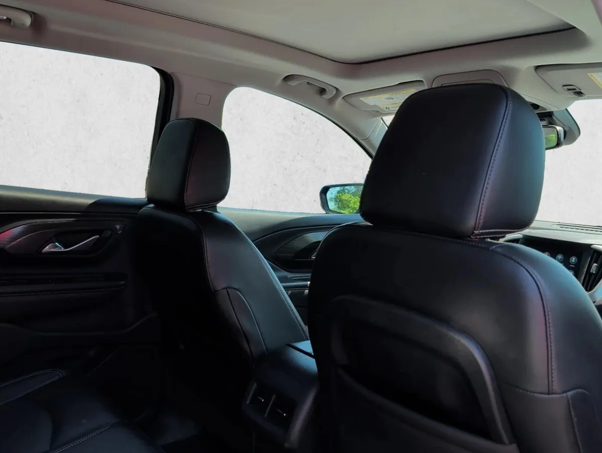 2022 GMC Terrain SLT thumbnail 19