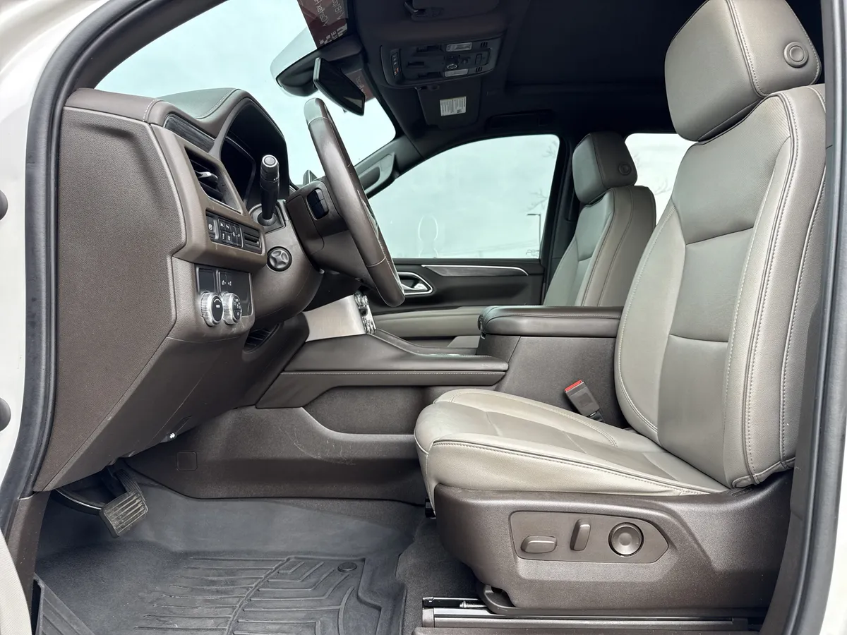 2022 GMC Yukon SLT thumbnail 15