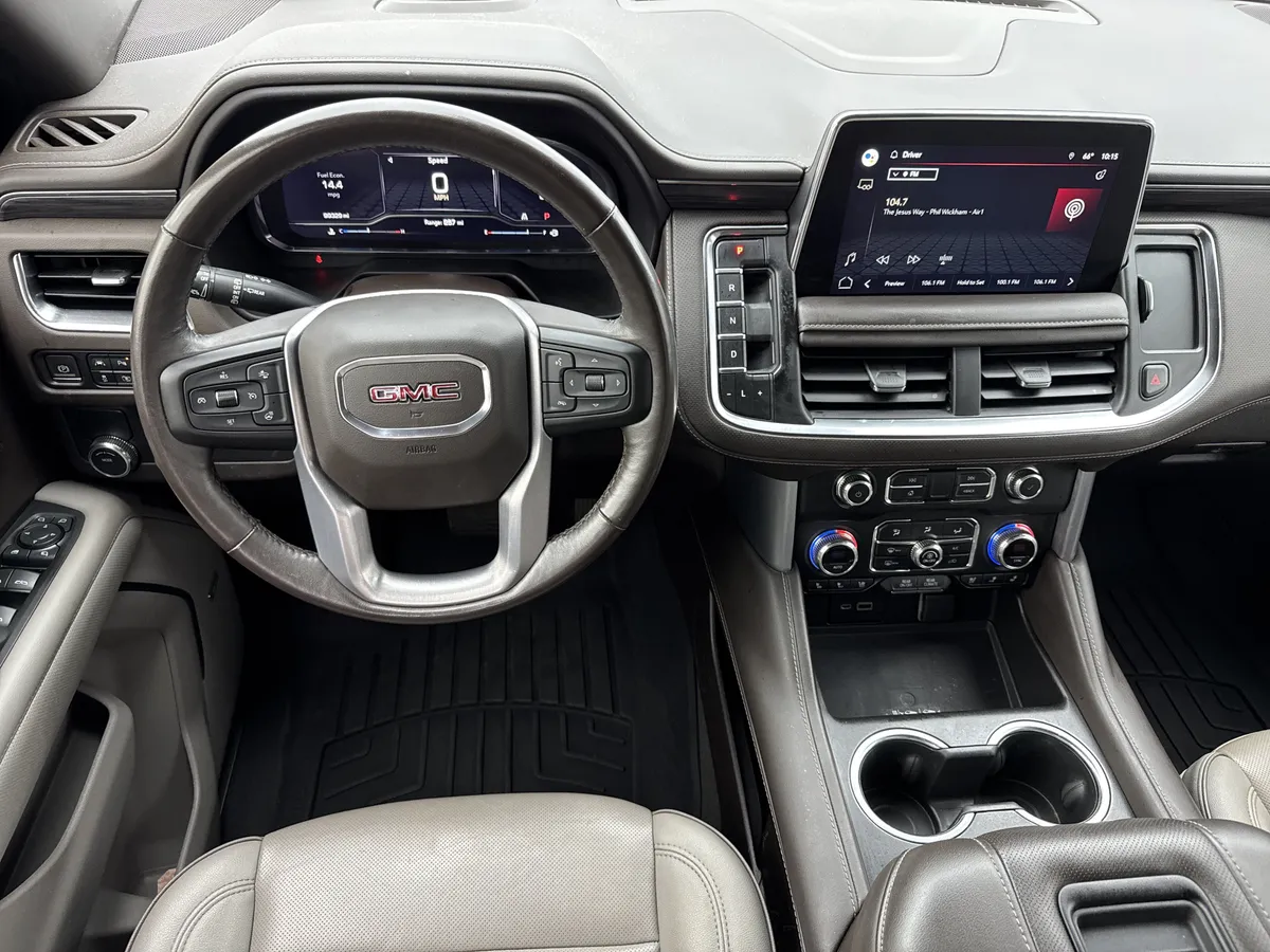 2022 GMC Yukon SLT thumbnail 16