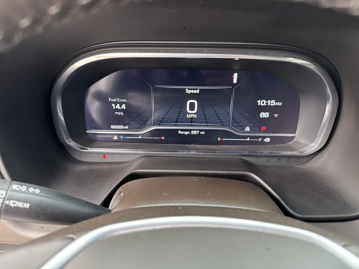 2022 GMC Yukon SLT thumbnail 20
