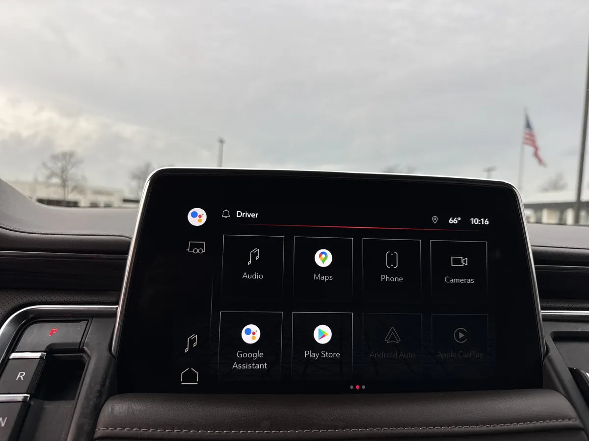 2022 GMC Yukon SLT thumbnail 22