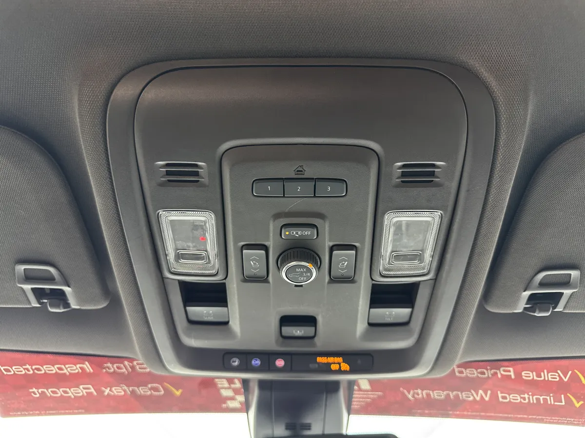 2022 GMC Yukon SLT thumbnail 26