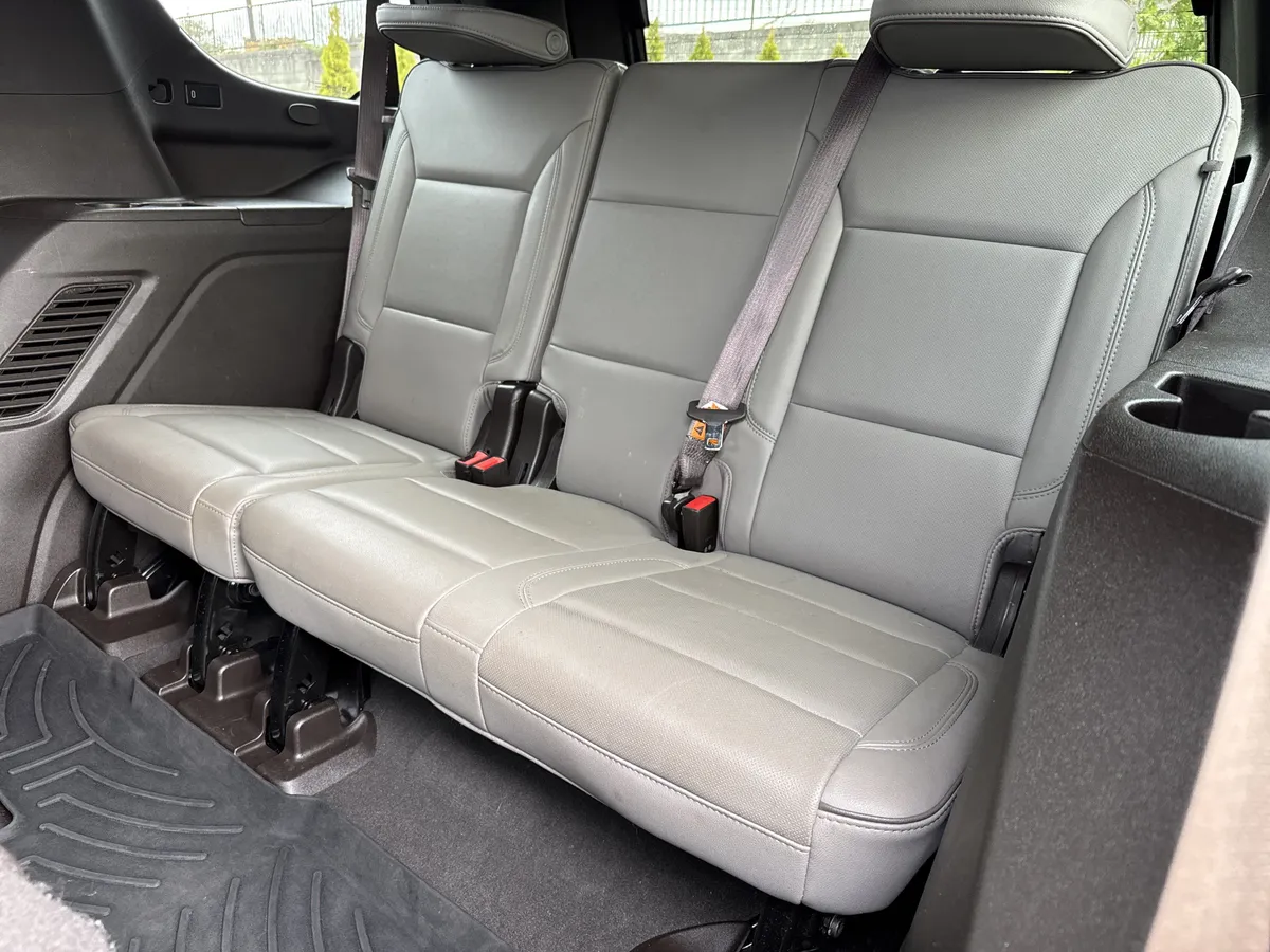 2022 GMC Yukon SLT thumbnail 31