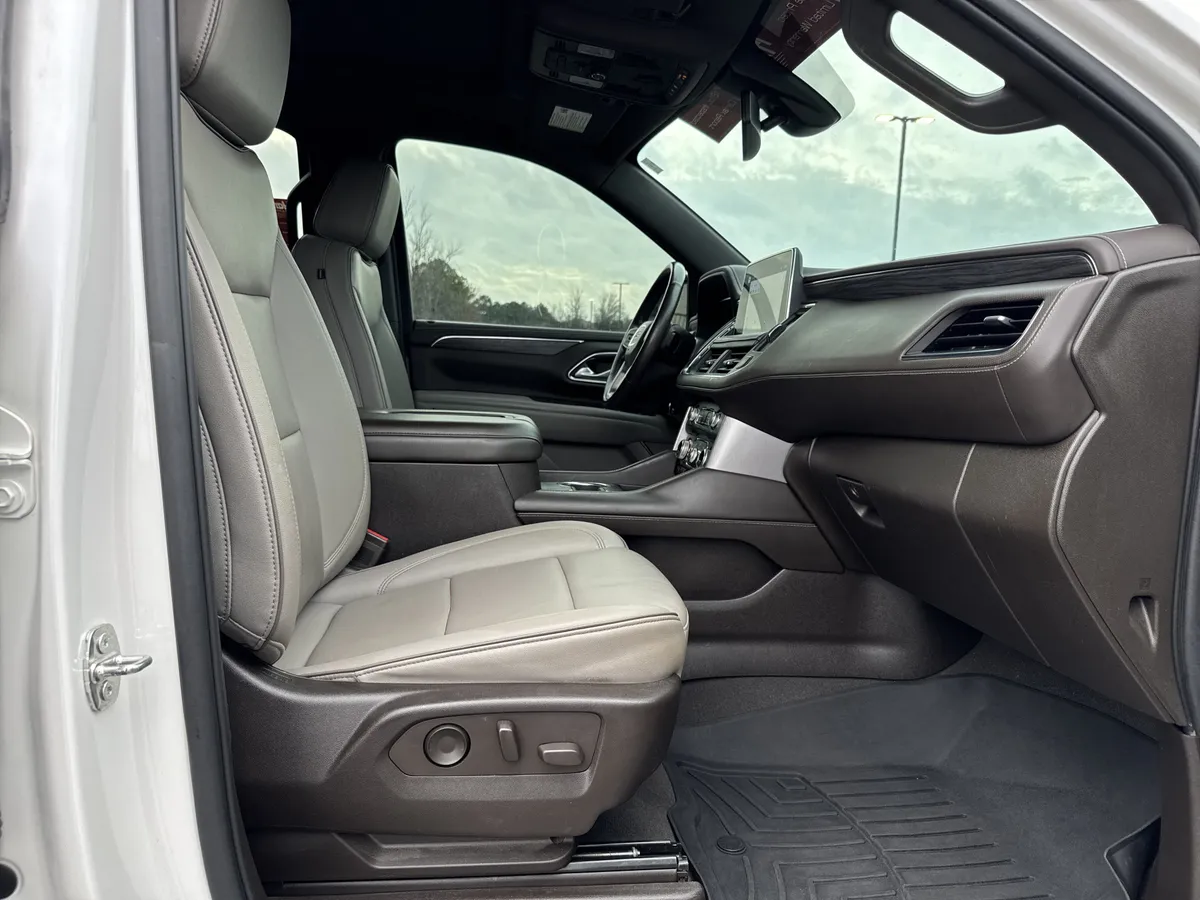 2022 GMC Yukon SLT thumbnail 33