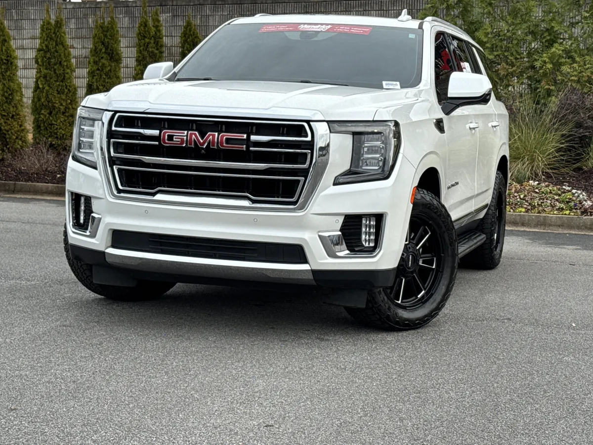 2022 GMC Yukon SLT thumbnail 4