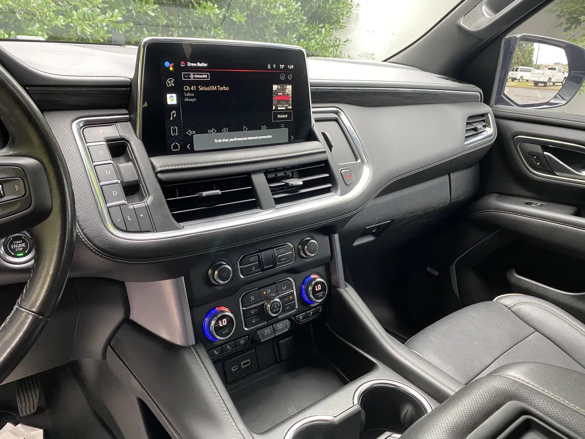 2022 GMC Yukon SLT thumbnail 23