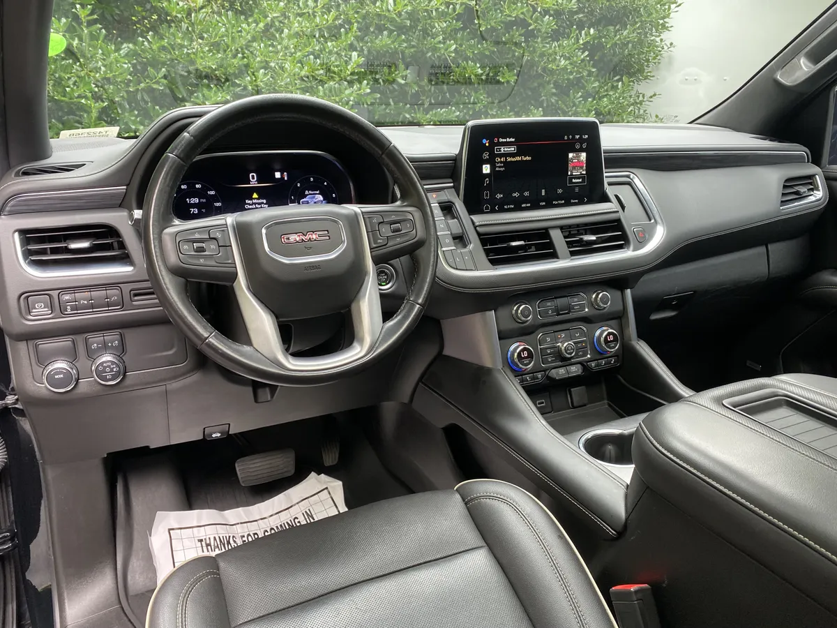 2022 GMC Yukon SLT thumbnail 33